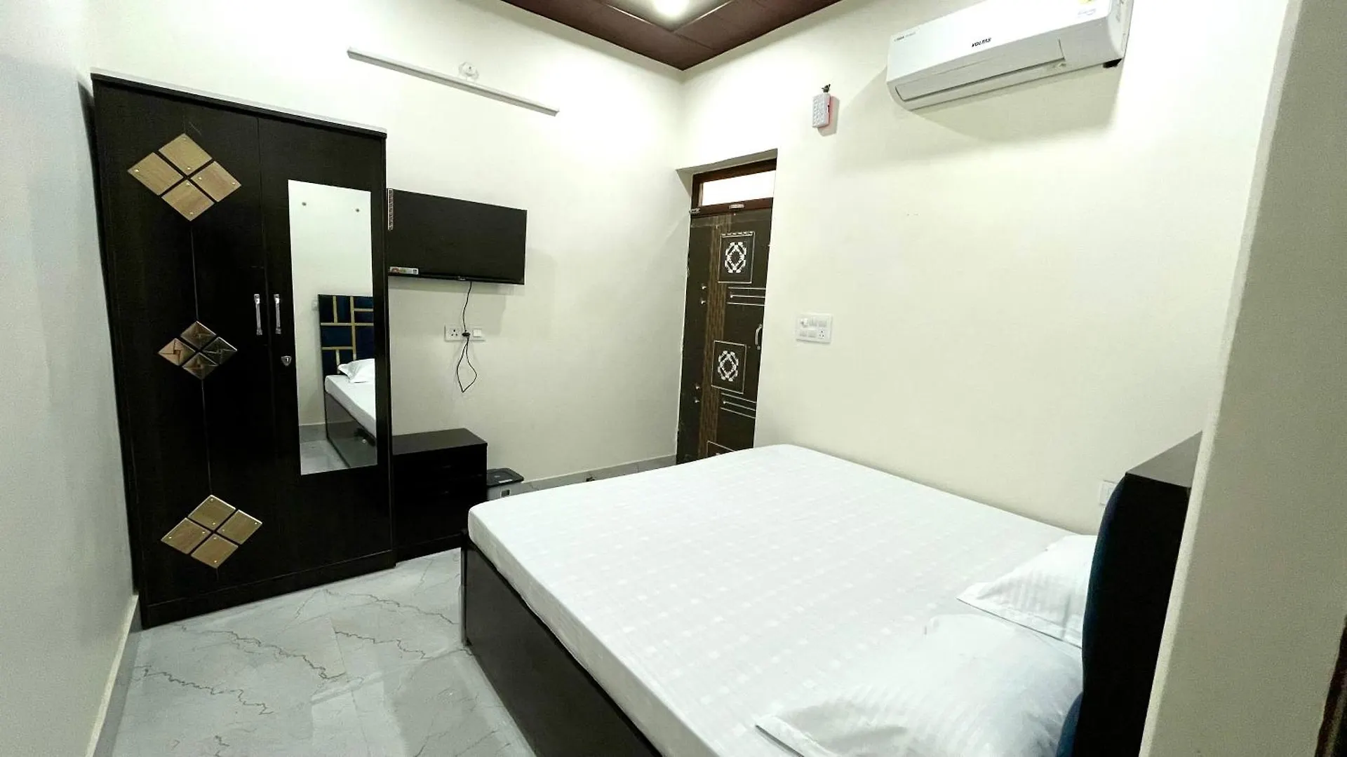 Rk Guest House Paying Agra  Agra (Uttar Pradesh)