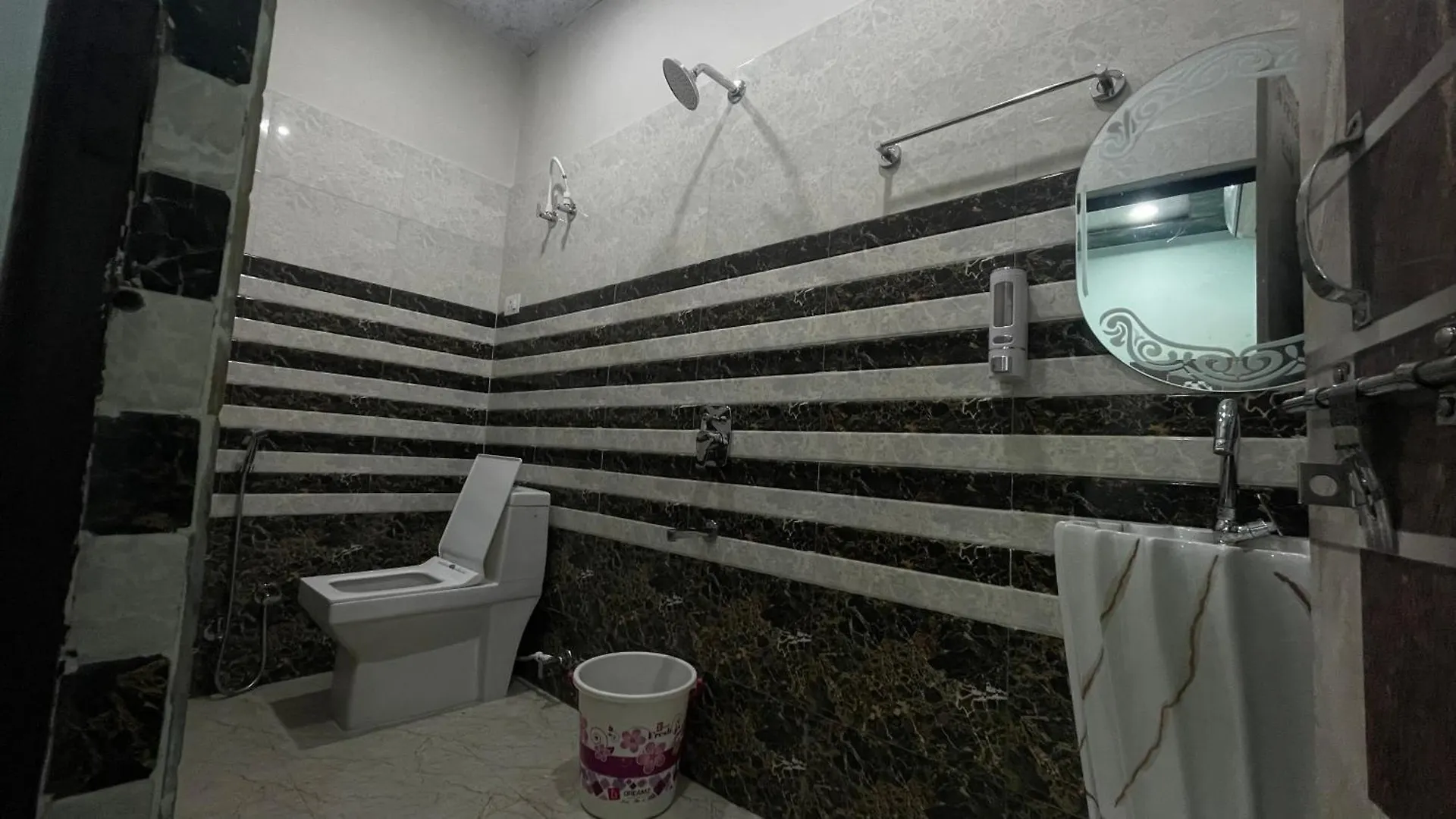 Rk Guest House Paying Agra   Agra (Uttar Pradesh)