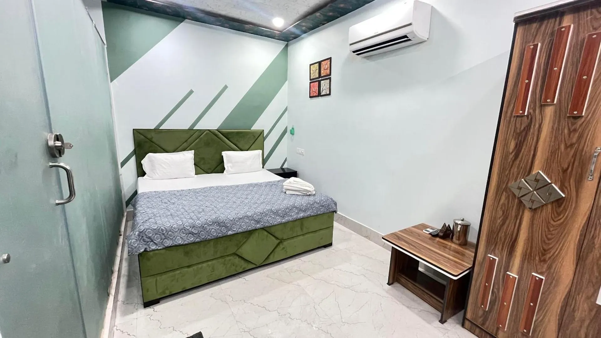 Rk Guest House Paying Agra  Agra (Uttar Pradesh)